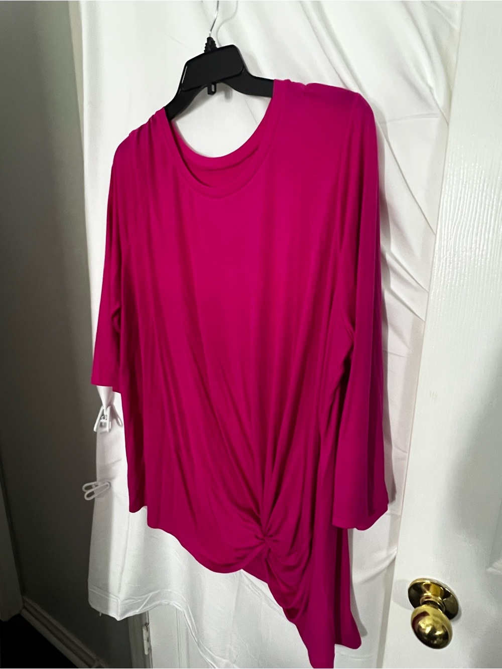 Knot-Front Long Sleeve Tunic Top in Fuchsia